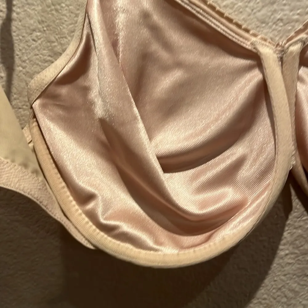 Wacoal Full Figure Simple Shaping Minimizer Bra 857109 - Image 11