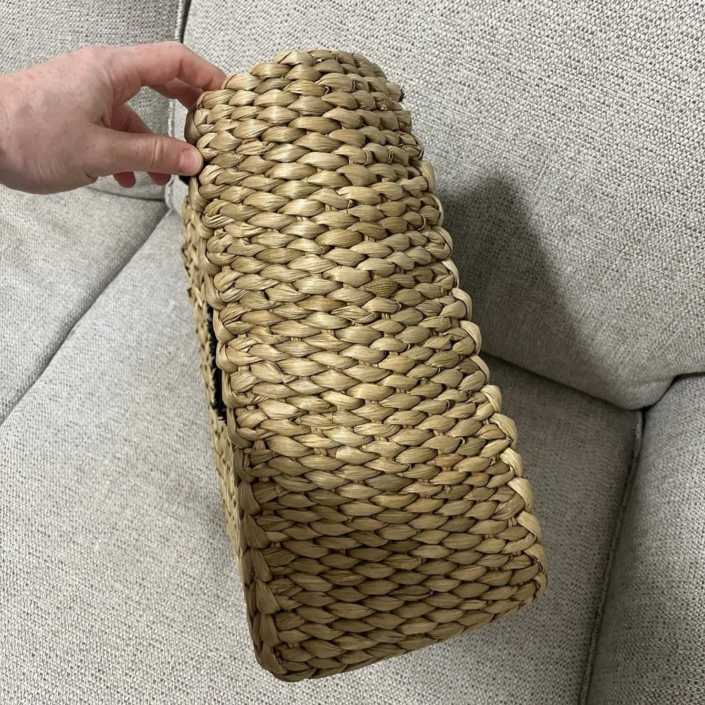 Pamela Munson Petite Isla‎ Bahia Cornhusk Tote Bag with Black Straps - Image 9