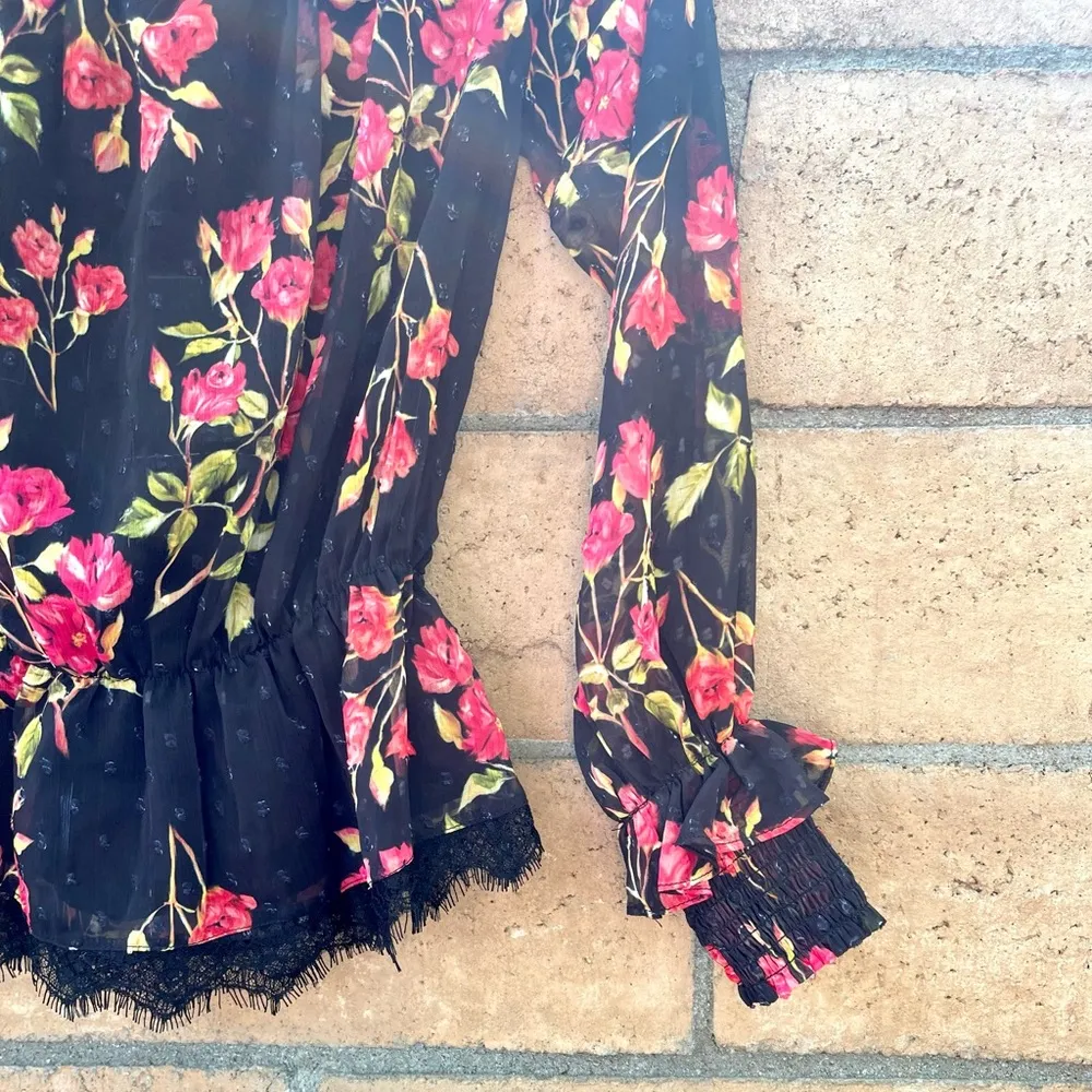 NEW  Revolve Dylan Black Red Floral Swiss Dot Off The Shoulder Blouse XS - Image 5