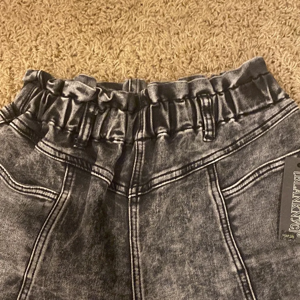 BlankNYC Denim Shorts - Image 3