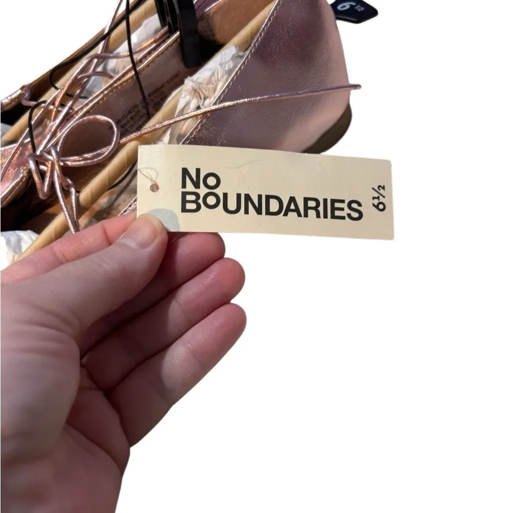 No Boundaries pink flats, women’s size 6.5, NWT, casual, metallic, shiny, dressy - Image 6