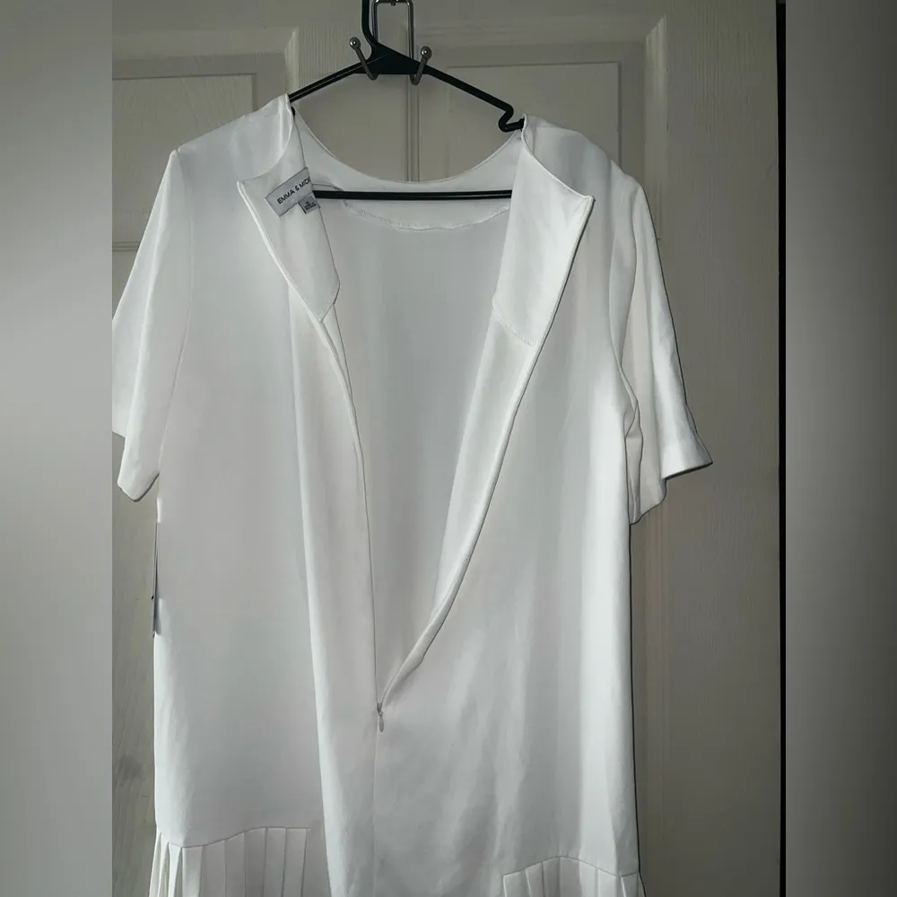Emma & Michele Pleated Shift Women Short Sleeve Dress White (small stain) NWT 12 - Image 7