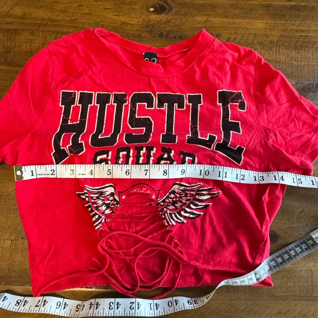 Crop cut out tshirt Windsor - Image 3