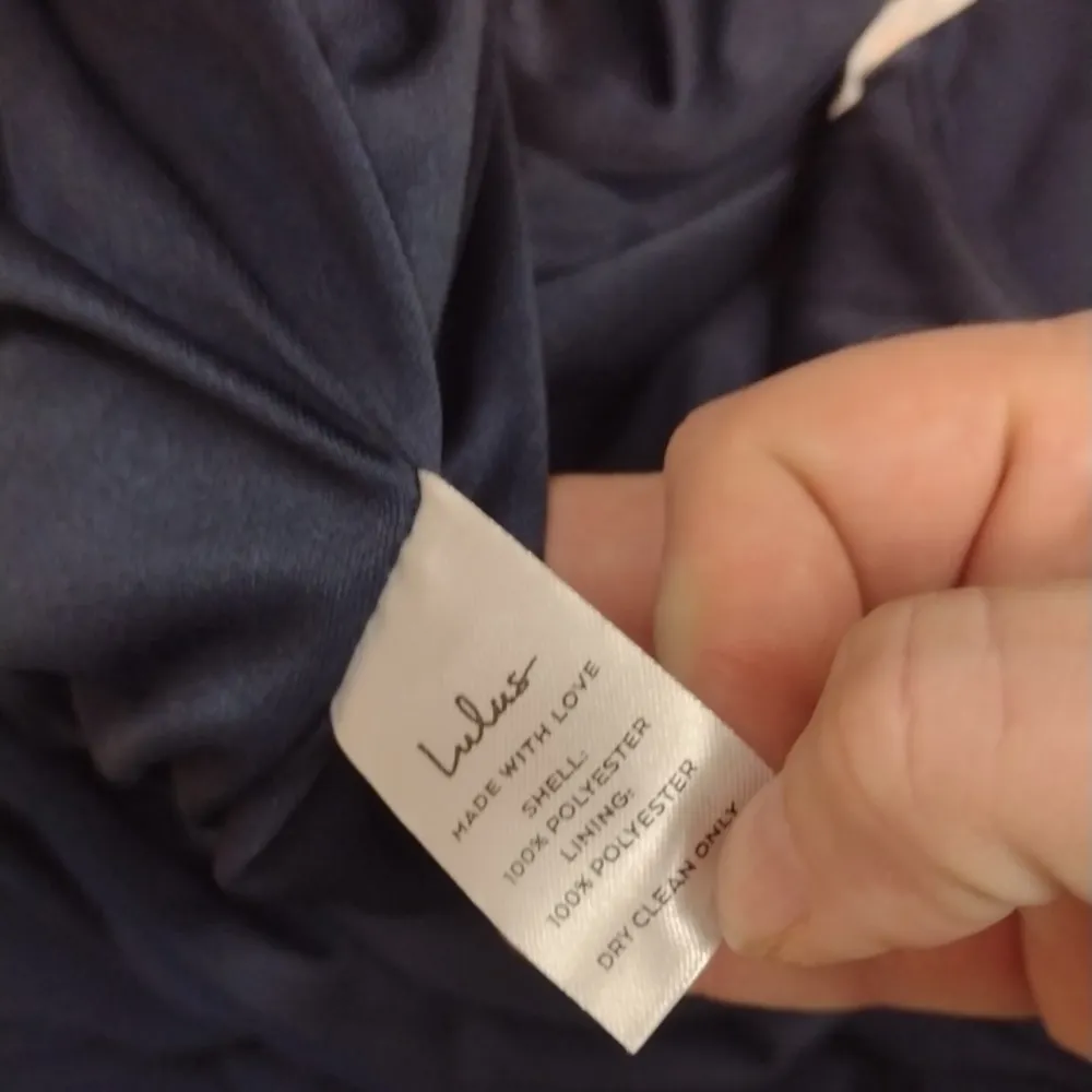 Lulu's navy blue long flowy dress size large - Image 7