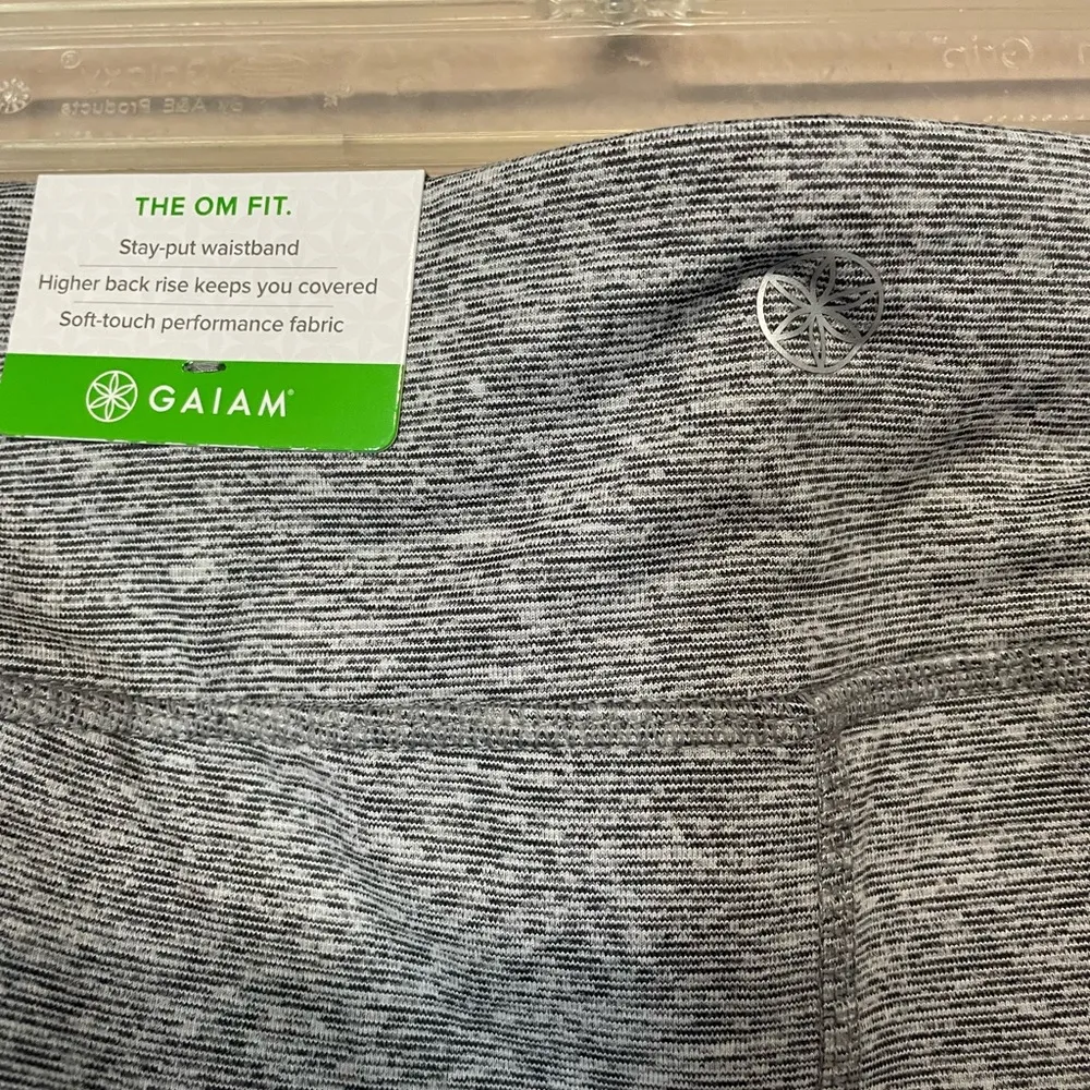 Gaiam  Capri Leggings - Image 5