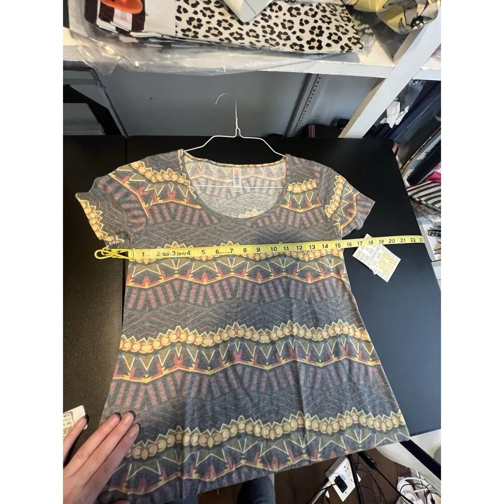 NWT LuLaRoe Classic T Shirt XXS Geometric Tribal Print Soft Comfy - Image 8