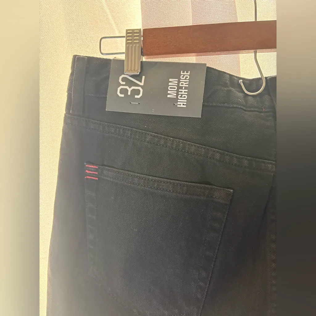 NEW‎ BDG Urban Outfitters Mom-High Rise Jeans Black Size 32 NWT 483 - Image 6
