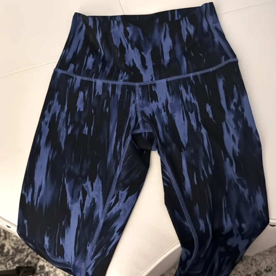 Lululemon Wunder Under Pant Hi-Rise *Full-On Luon Painted Animal Sprinkler Black - Image 5