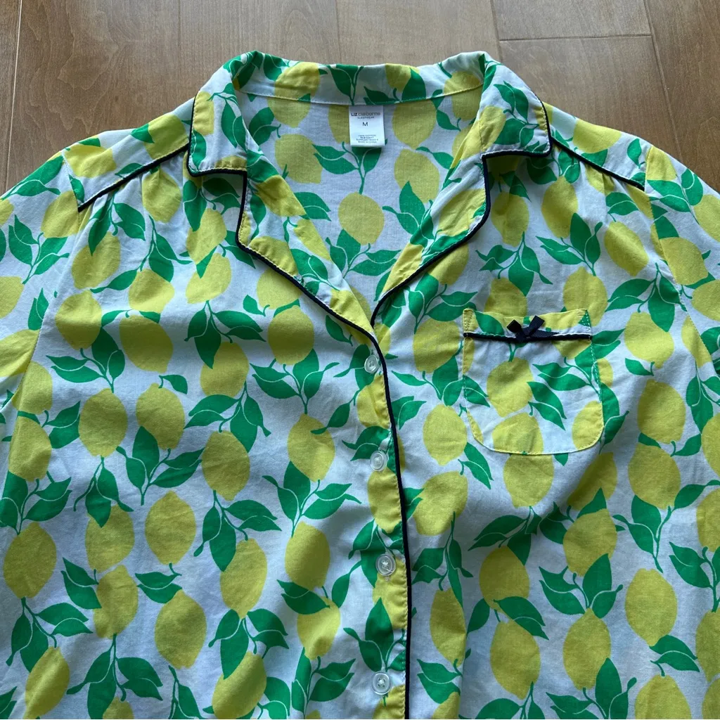 Liz Claiborne Sleepwear Lemon Print Pajama Set, Shirt and Short Set, Size Medium - Image 5