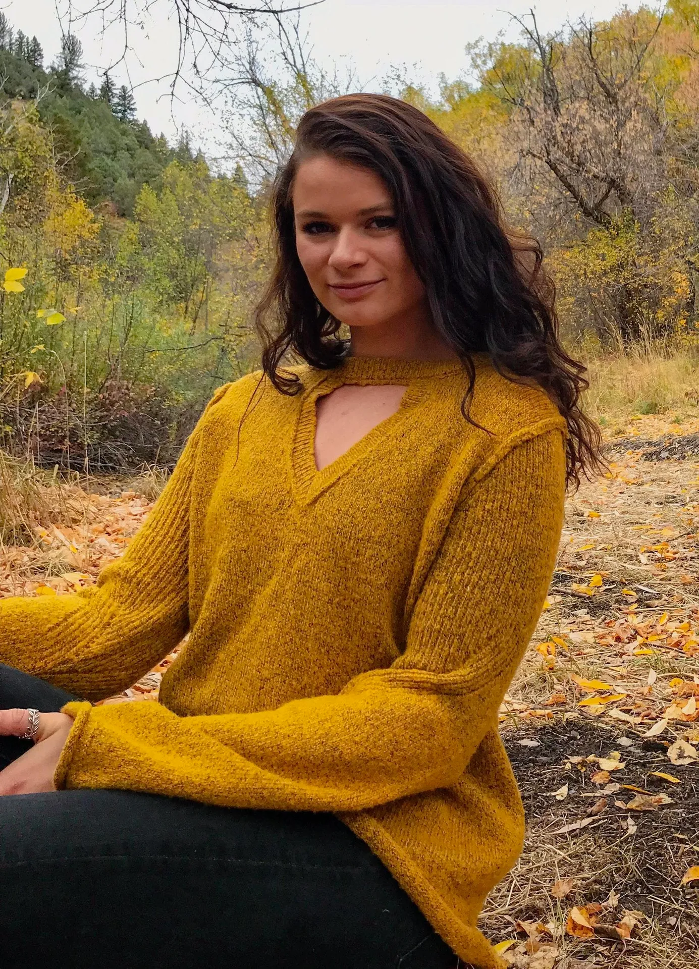 Oversized Yellow Sweater - Image 6