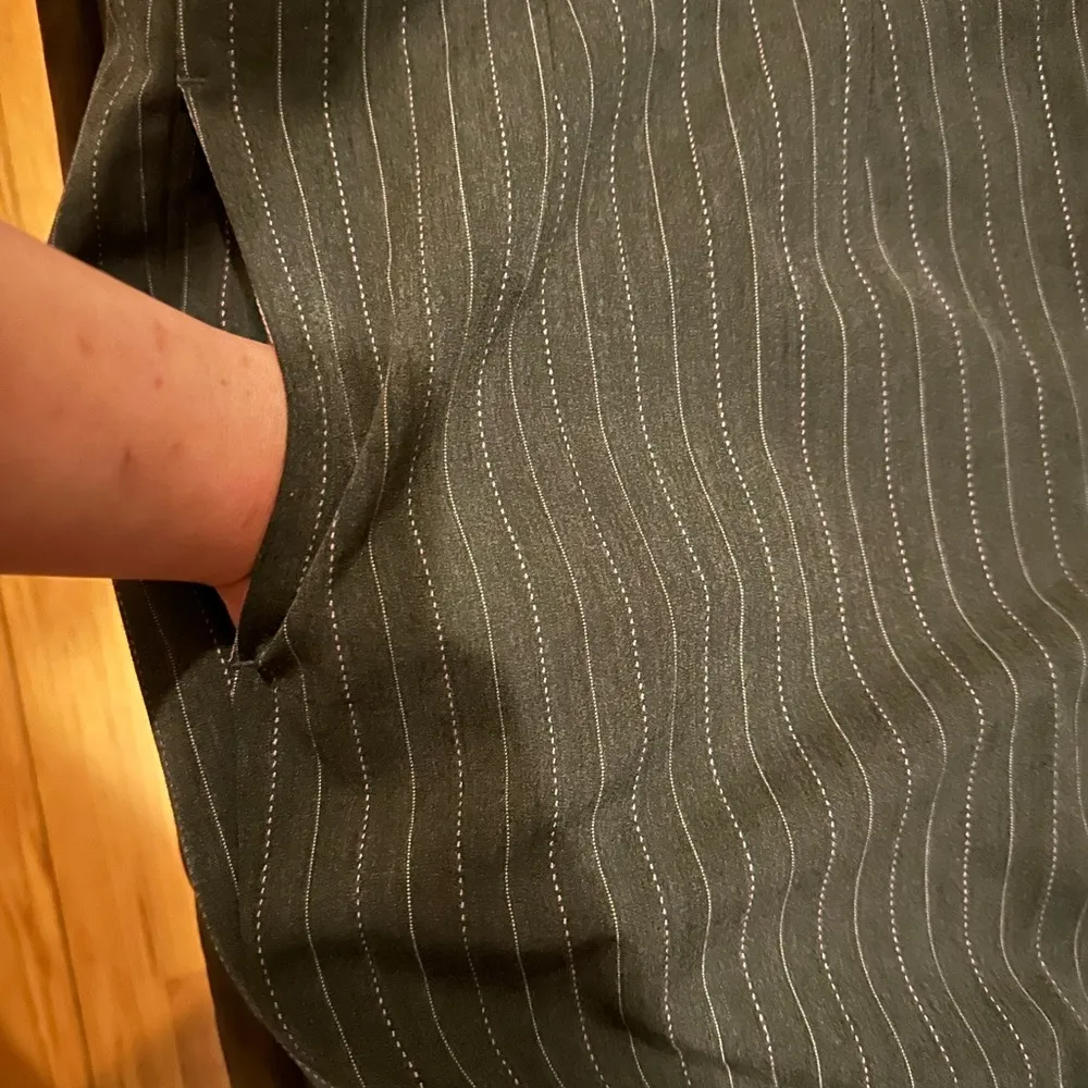 Maggie Barnes Gray Pink & White Tripes Pants Suit Jacket Set Has PocketsSz 26W P - Image 11