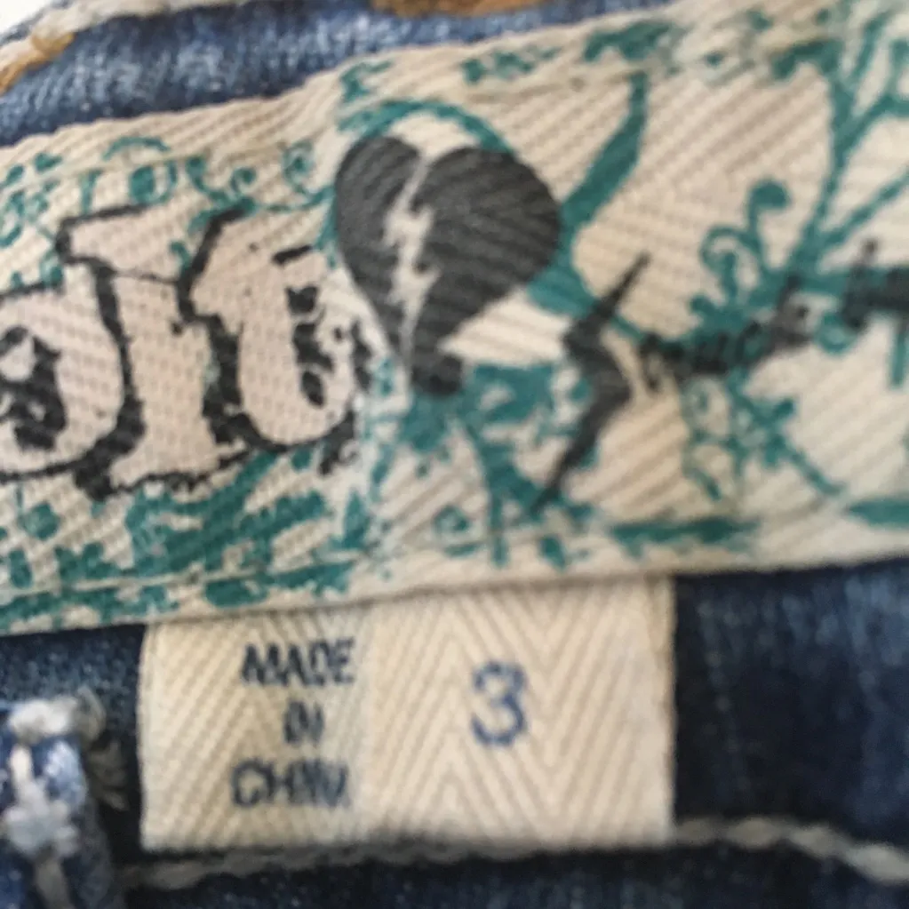 FINAL MARKDOWN Junior jolt shorts 3 - Image 5