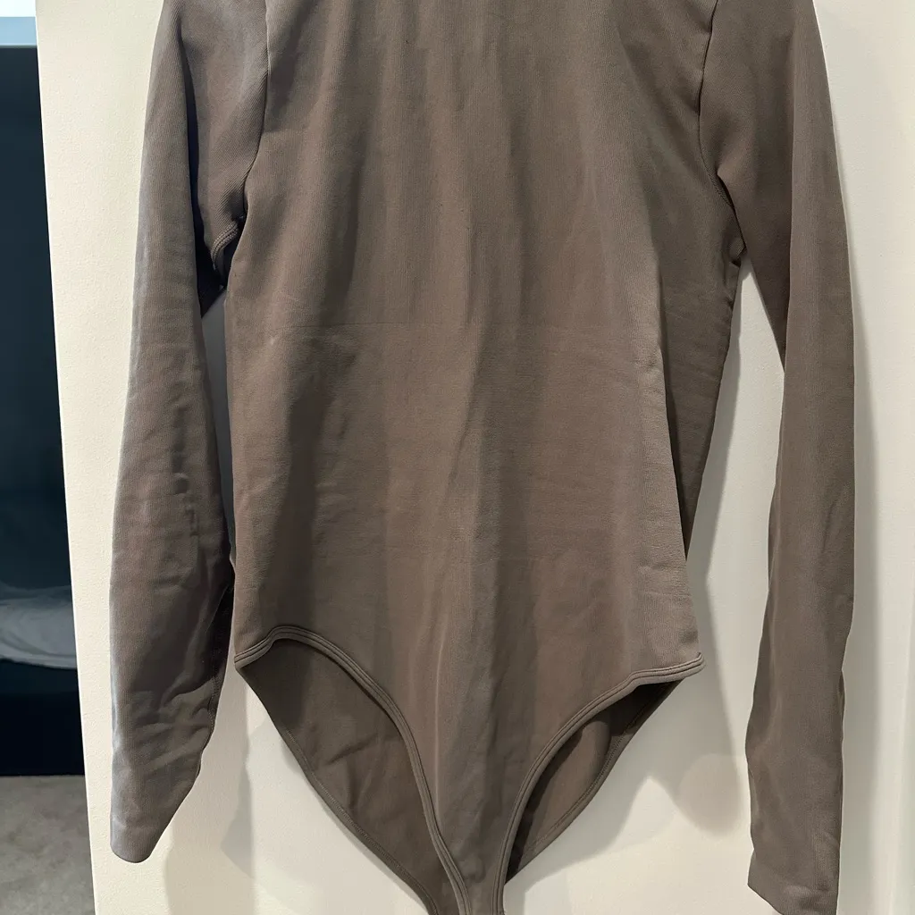Grey Long Sleeve Bodysuit Gray Size M - Image 7