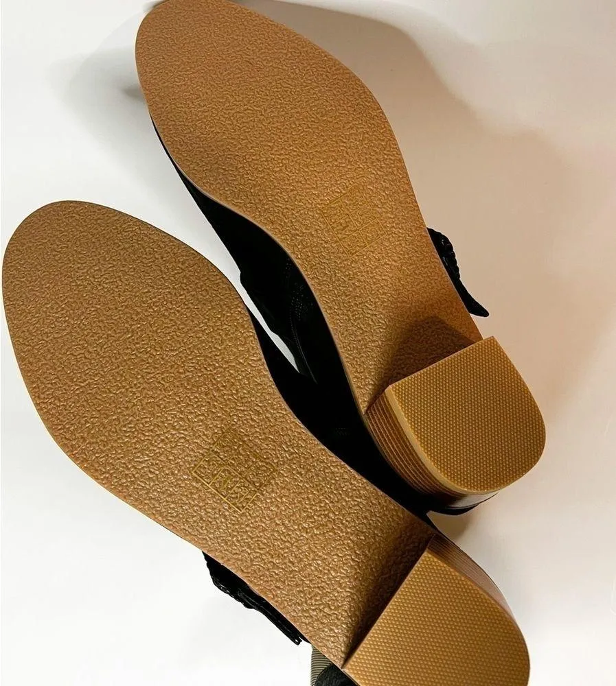 NEW JACK ROGERS Izzy Suede Buckle Bootie Black Sz 9 - Image 6