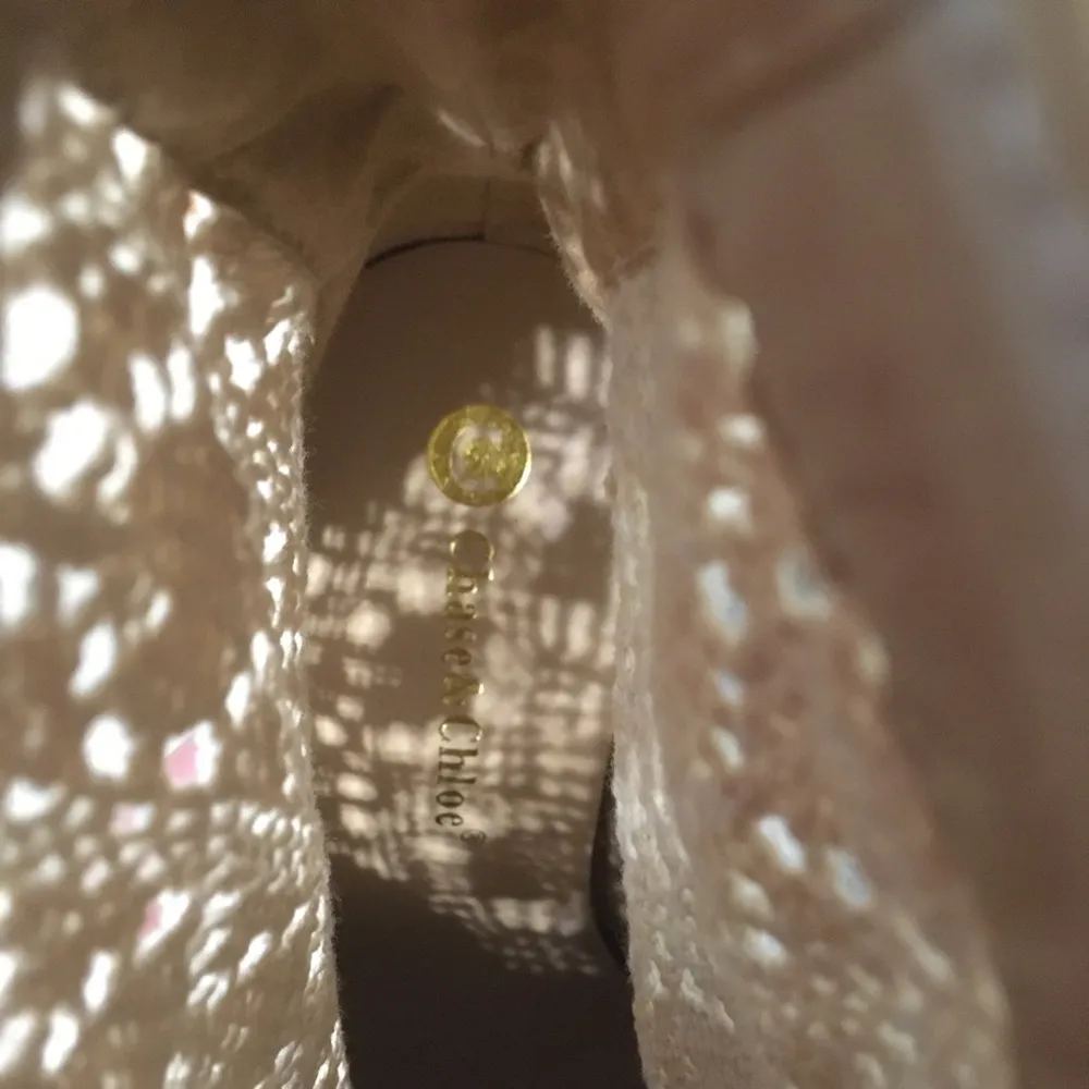 New Chase & Chloe Heel Booties Shoes Beige Size 8 - Image 6