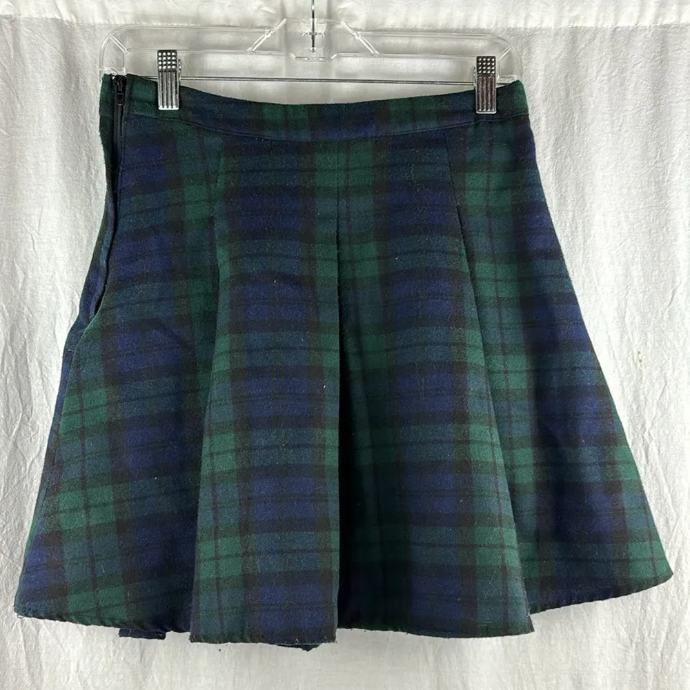 Atmosphere  Green & Navy Plaid Pleated Mini Skirt - Image 2