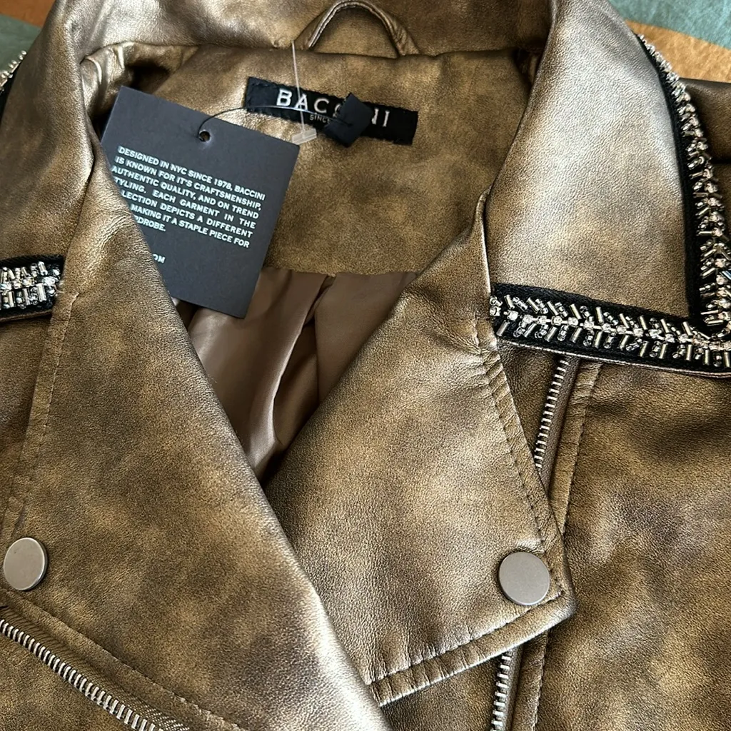 NWT BACCINNI Faux Leather Gold Metallic Studded Collar Line - Image 7