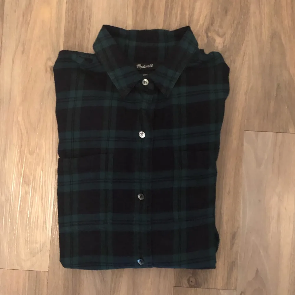Classic Ex-Boyfriend Shirt in Dark Plaid - Image 2