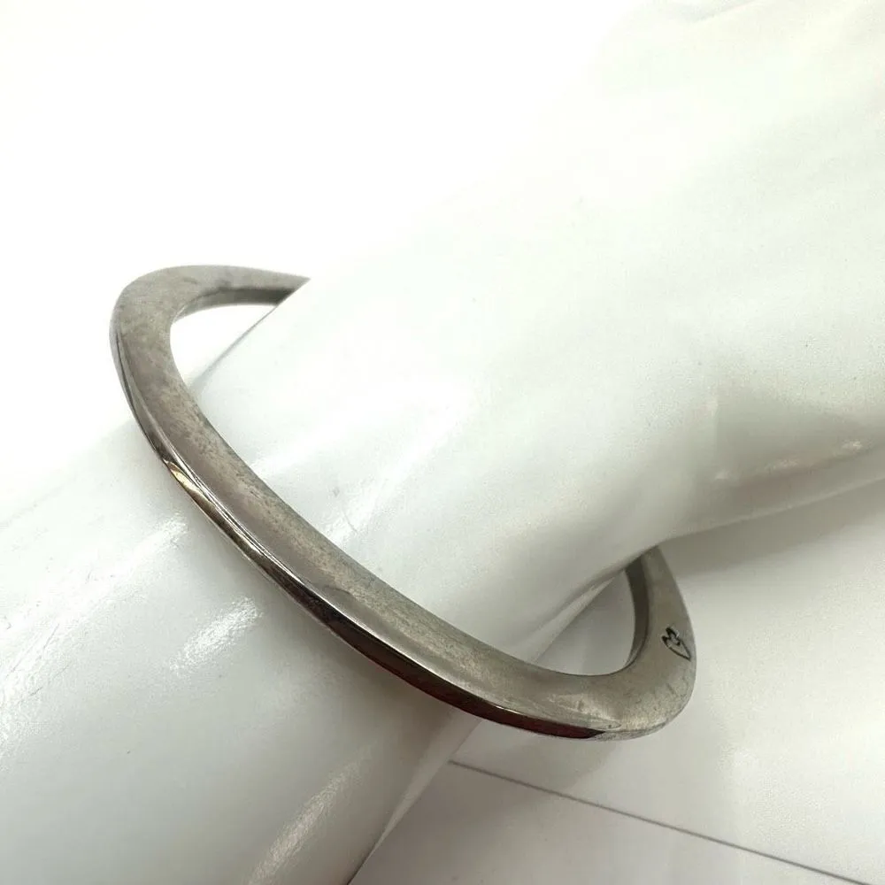 Silver tone asymmetrical inspirational bangle bracelet - Image 4