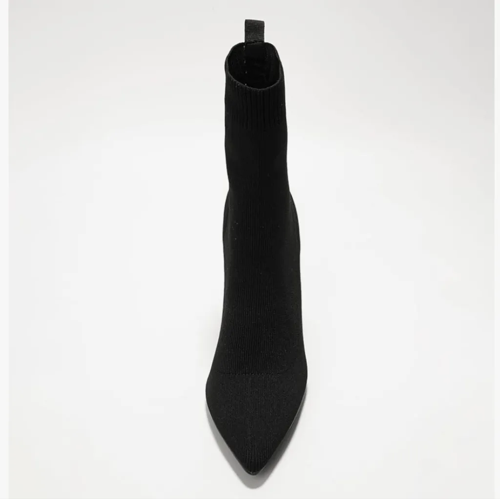 Cape Robbin Black Ankle Boots - Image 2