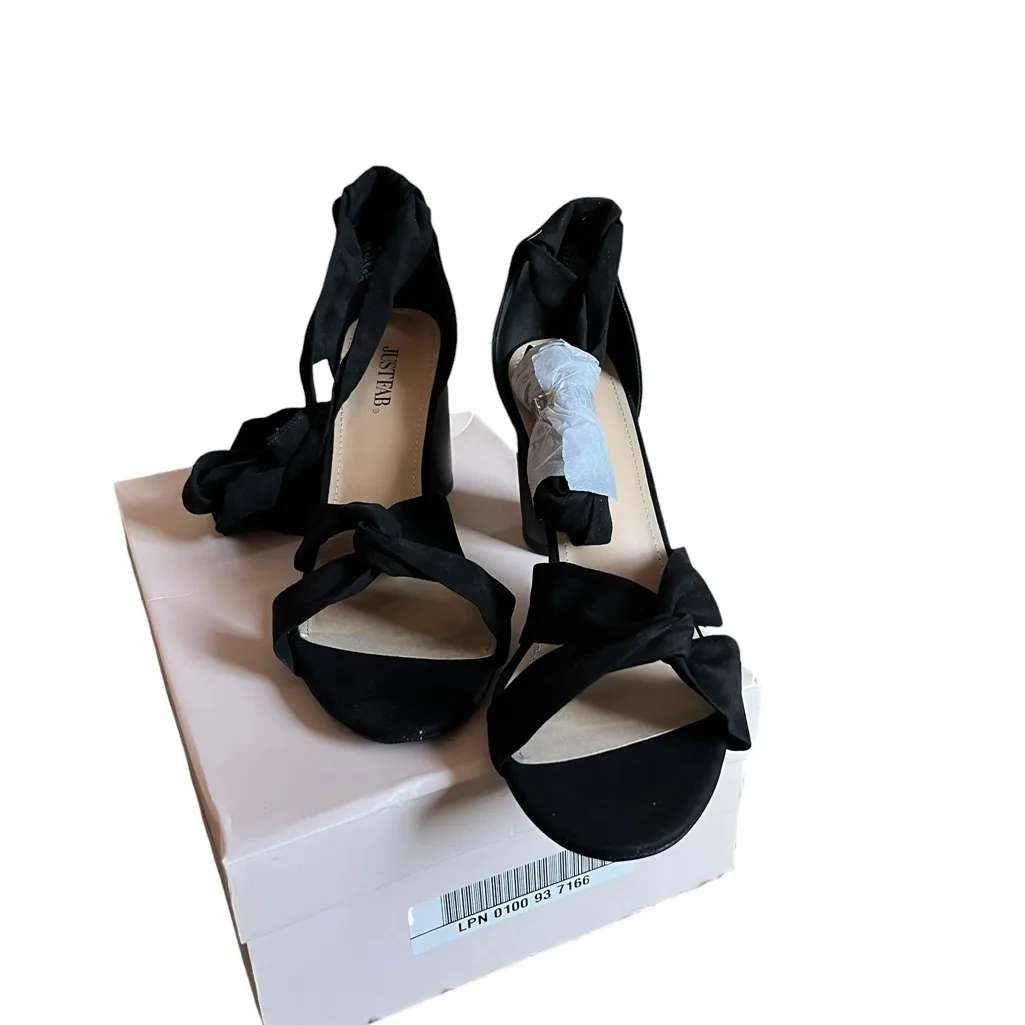 JustFab Annie block heel sandal in black faux-suede with lace up ankle Tie Strap - Image 3