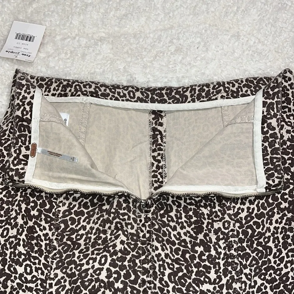 Free People size 10 tea combo leopard print denim skirt - Image 10
