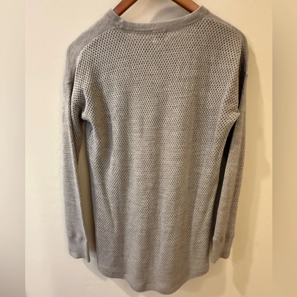 Peyton Jensen Women’s Gray Lightweight Sweater – Size Small - Image 2