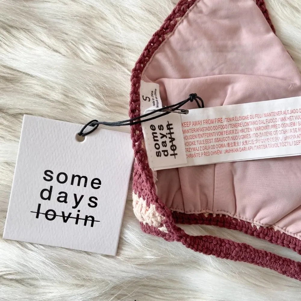 Somedays Lovin Red Pink Striped Crochet Bikini Top Sz S - Image 12