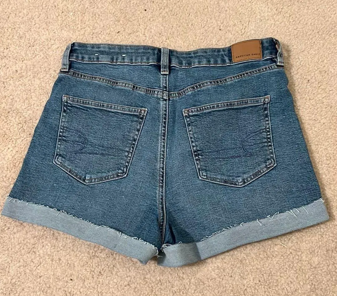 AE Mom Shorts - Image 2