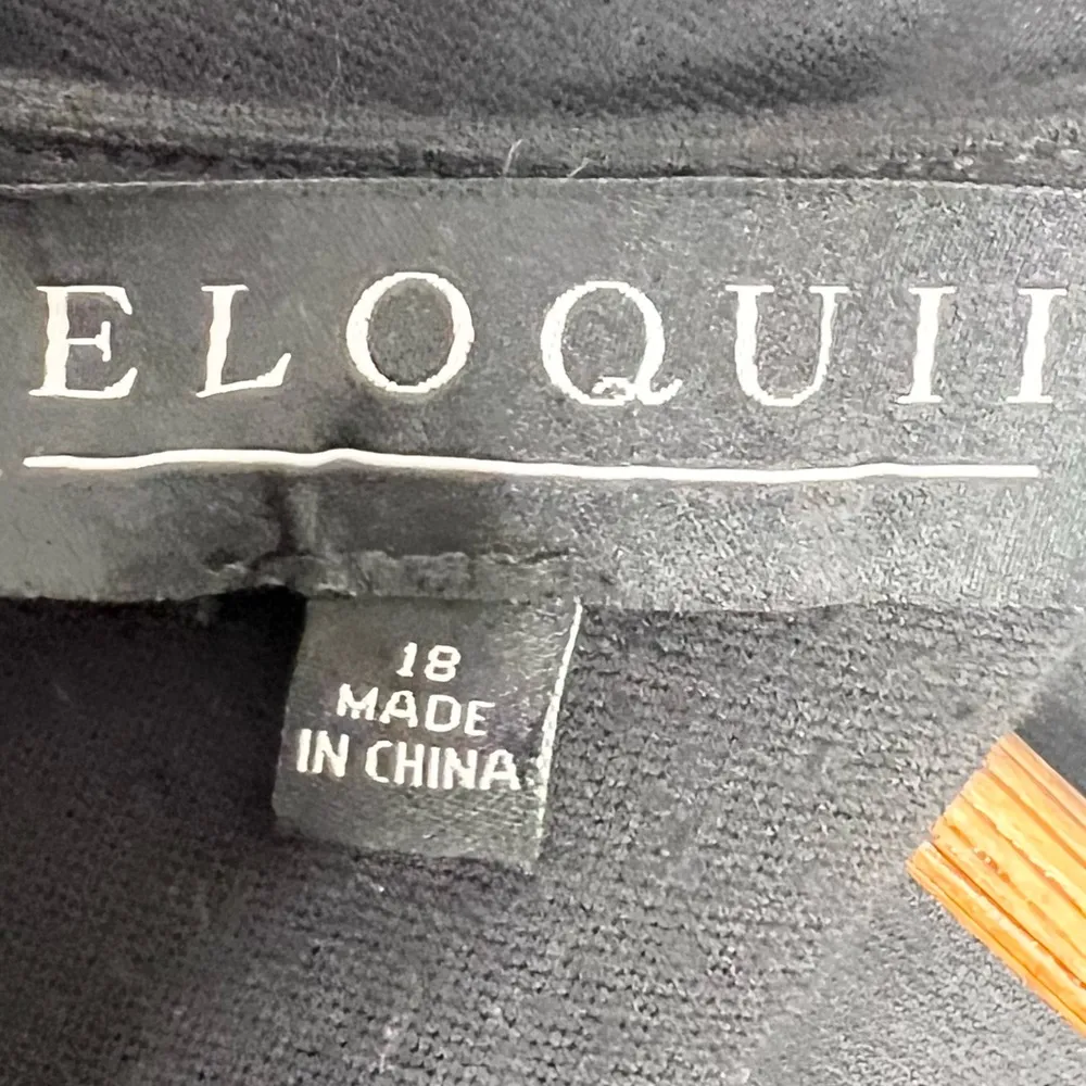 Eloquii Black Short Sleeve Twist Keyhole Cutout Dress
Women’s Size 18 - Image 9