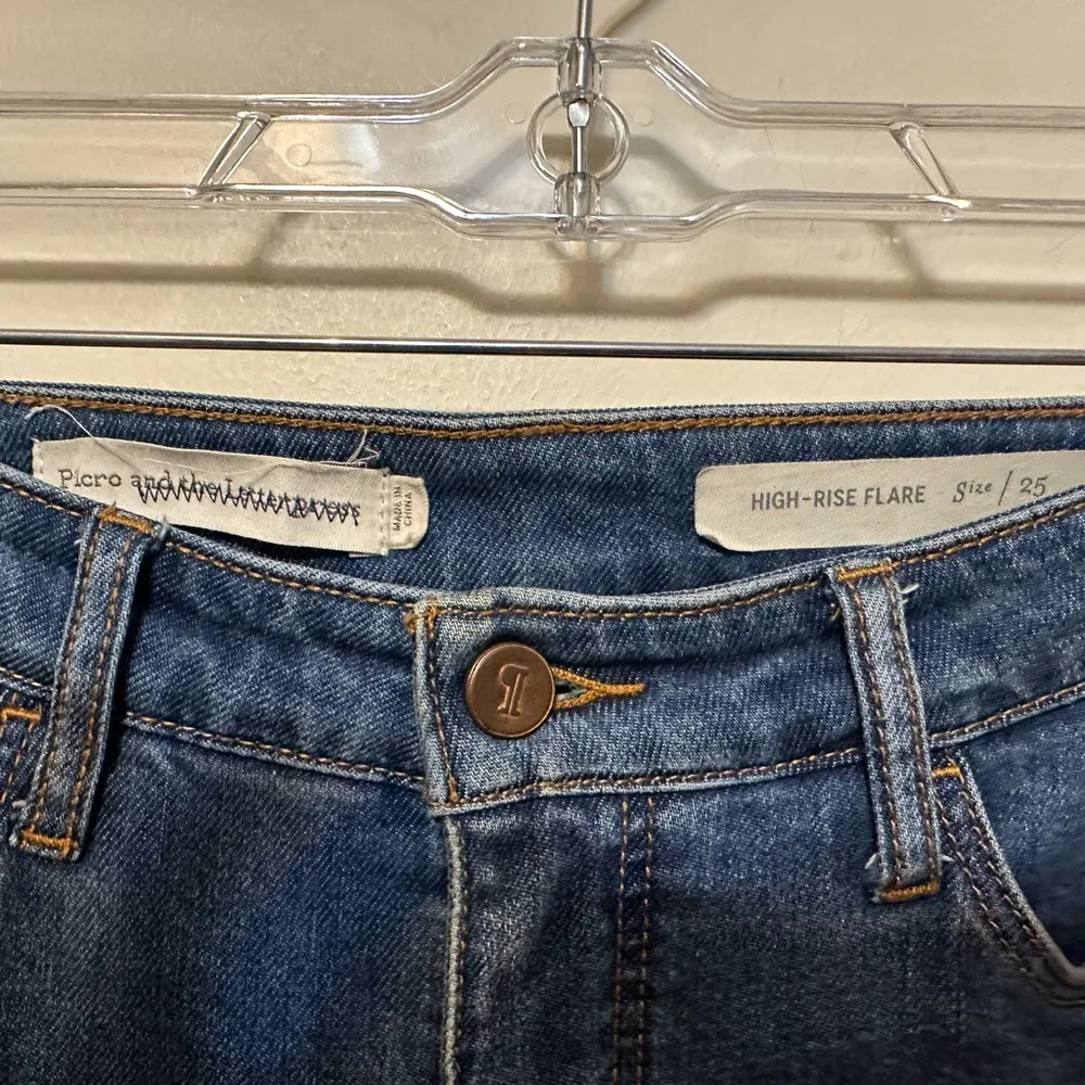 Pilcro And The Letterpress Anthropologie High Rise Flare Size 25‎ Raw Hem Medium - Image 2