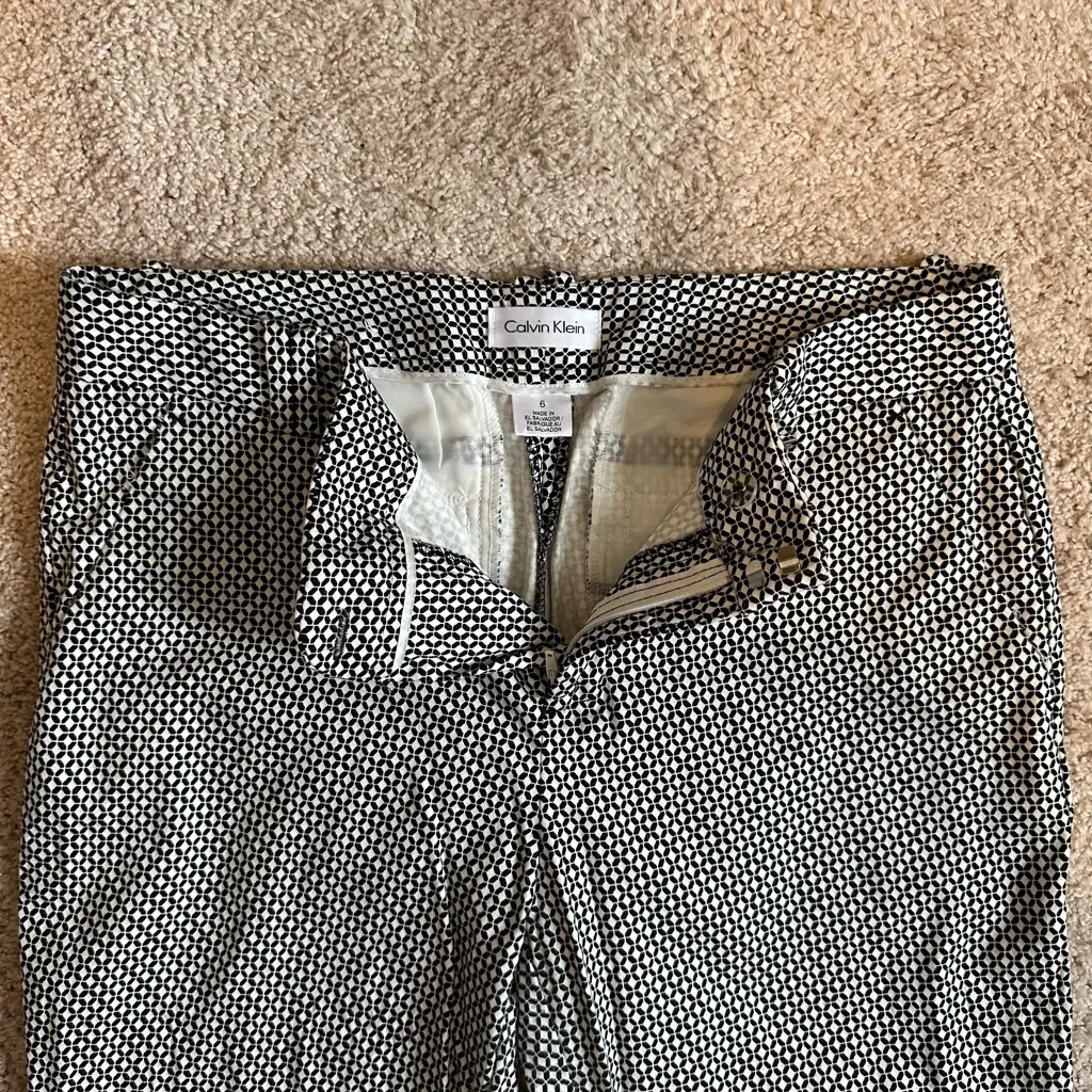 Women’s Calvin Klein Black and White Patterned Pants - Image 2