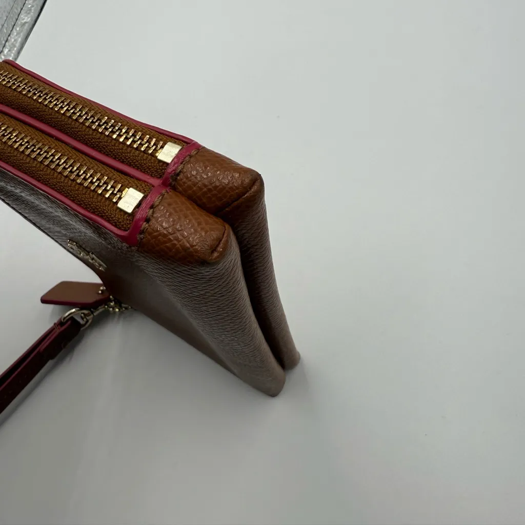 Coach VINTAGE Double Zip Pebbled Leather Wristlet/Wallet - Image 7