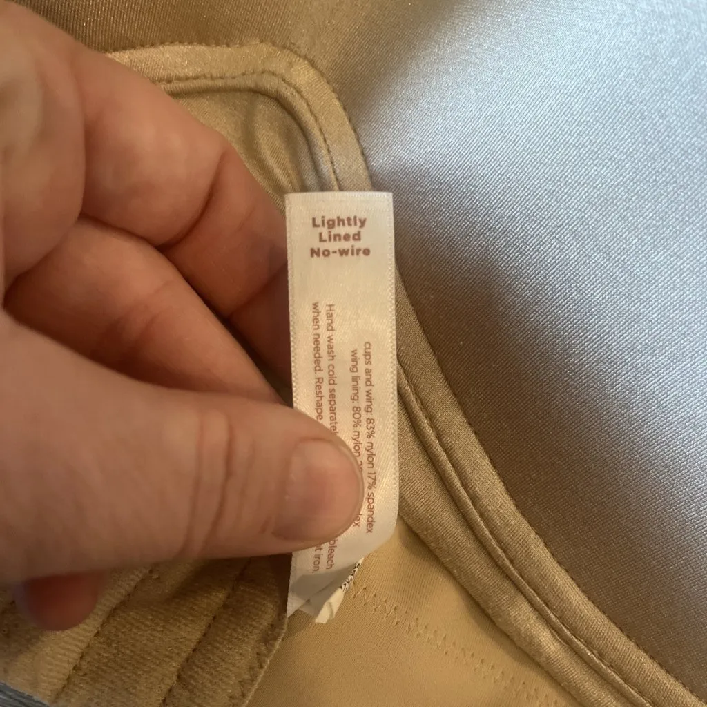 Cacique Lightly Lined No-Wire T-Shirt Bra Womens 46D Nude Hook & Eye - Image 4