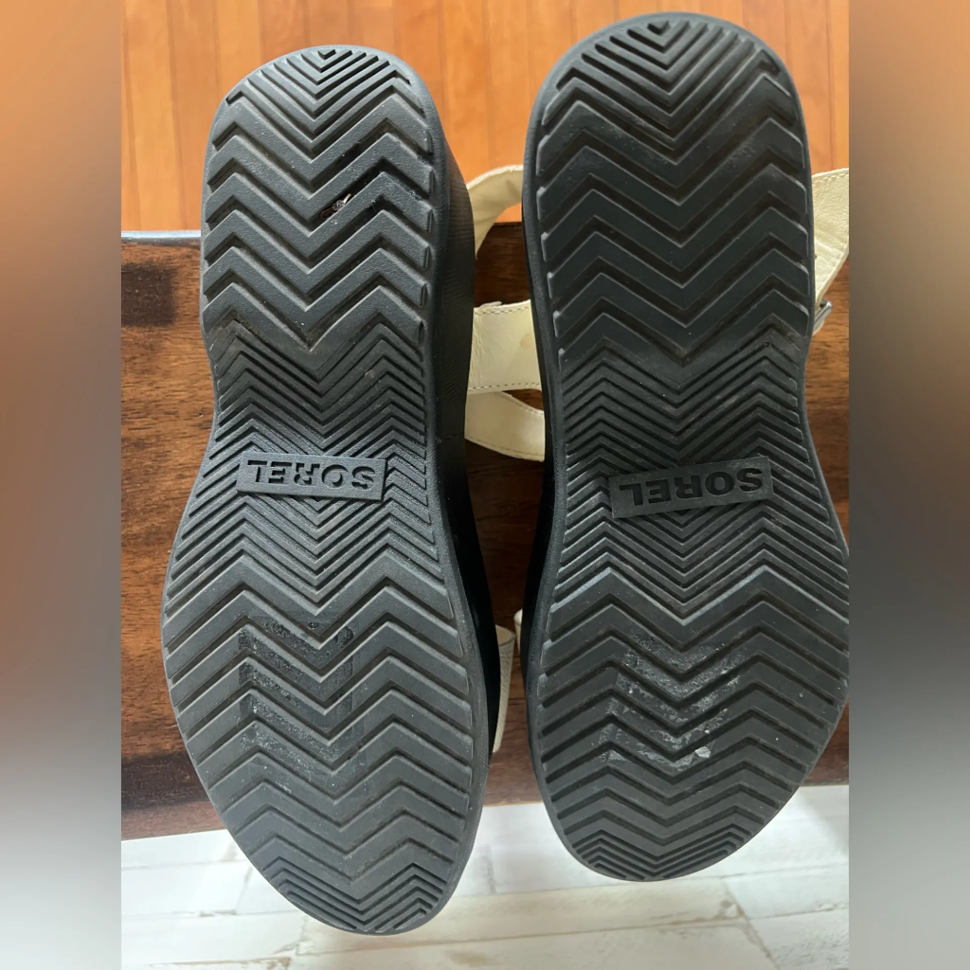 Sorel DAYSPRING Slide Women's Platform Sandal size 8.5 - Image 7