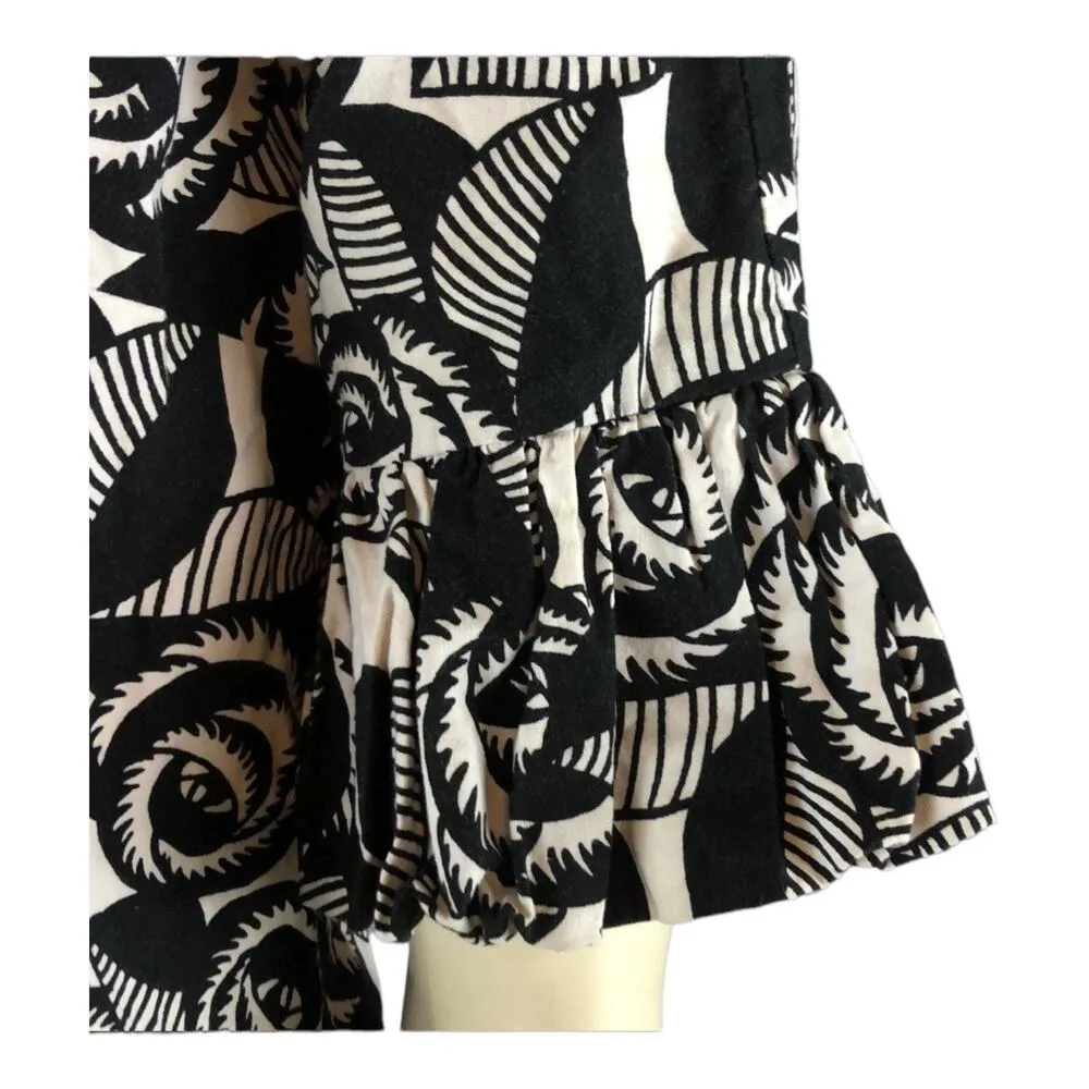 Ivy Jane black & white floral bell short sleeved dress size small - Image 9