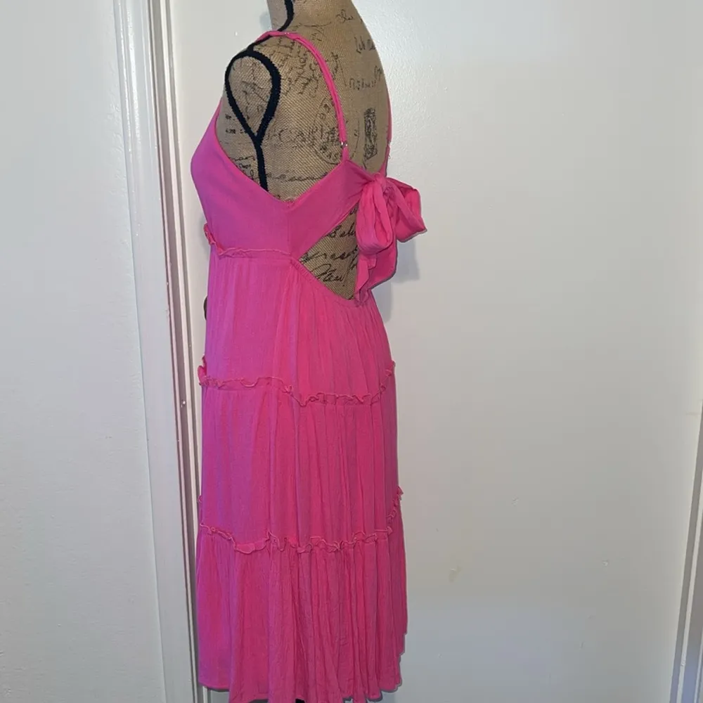 Chic Pink Sleeveless Dress - Image 4