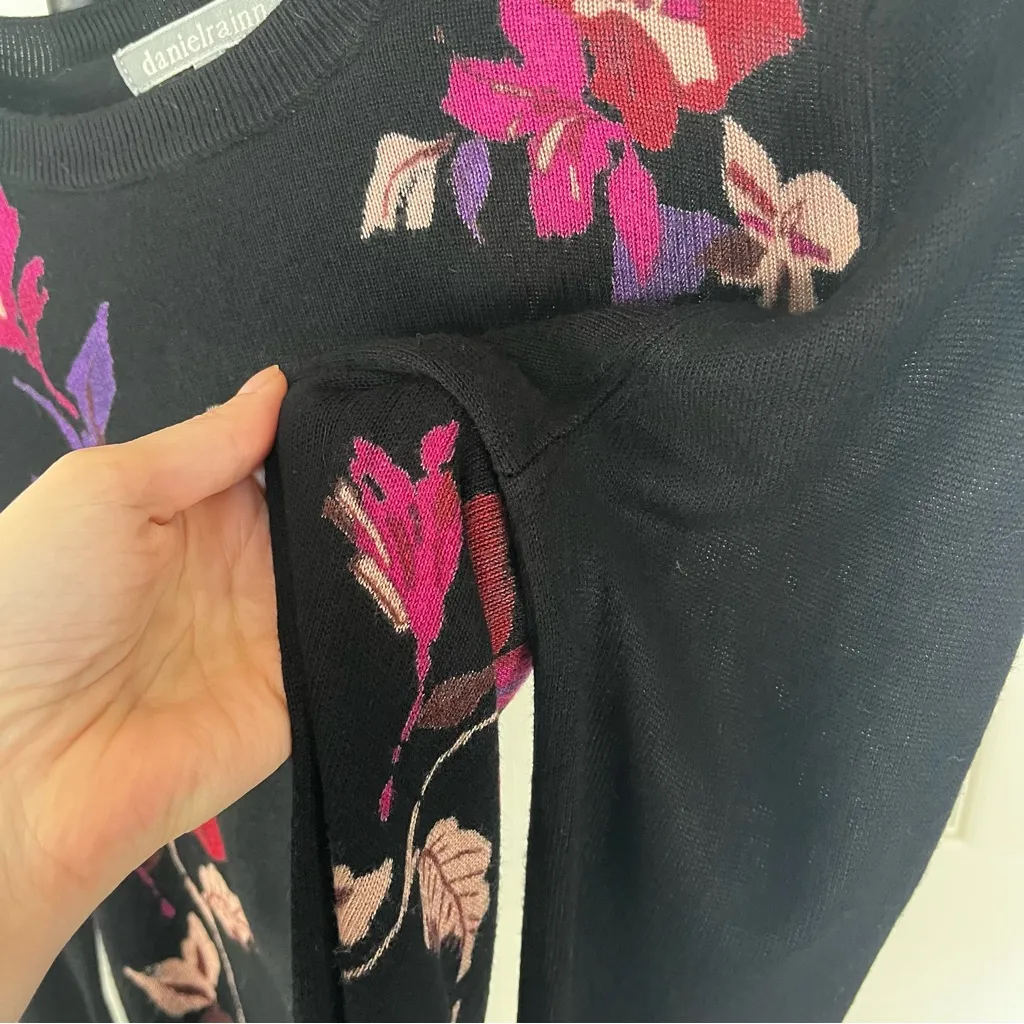 Daniel Rainn Lyna Crew Neck Pullover Sweater - Image 6