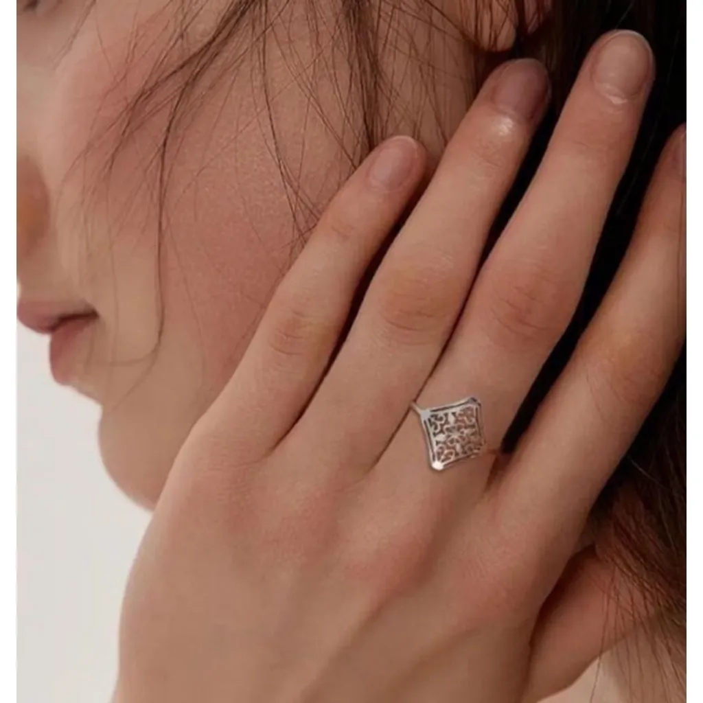 NEW 14k White Gold-Plated 316L Cut Out Filigree Hollow Flower Ring,‎ Size 7 - Image 7