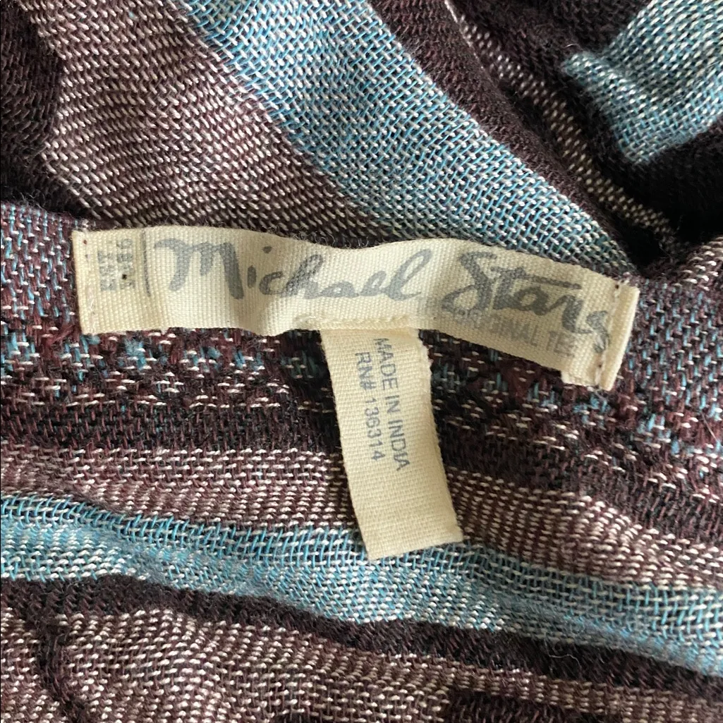 MICHAEL STARS Aztec Geometric Patterned Scarf with Tassels Blue Brown - Image 4