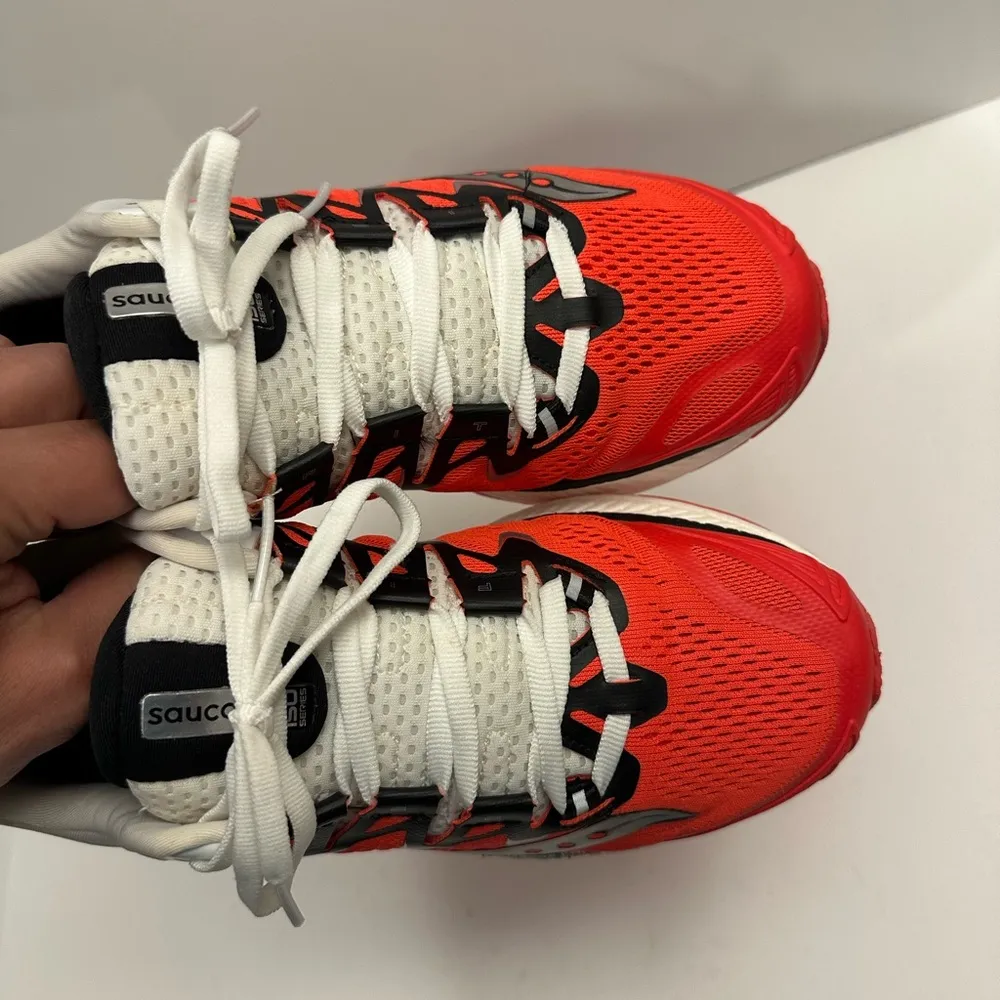 Saucony Women’s Triumph Iso 4 Vizi Red/Blk/Wht [S10413-2] Size 8.5 - Image 9