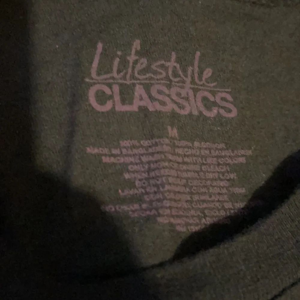 Lifestyle Classics Boots Class & Little Sass Tee M Size M - Image 6