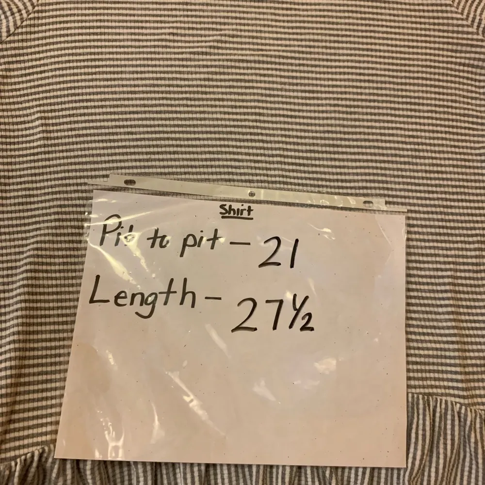 Anthropology Pleione stripe top XL gray white 3/4 flutter sleeves / hem peplum - Image 3