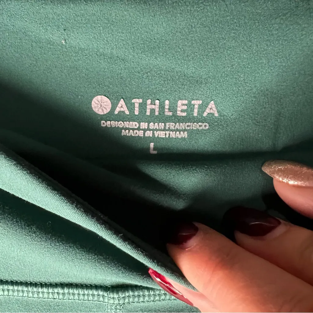 Athleta Interval Stash Emerald Capri Leggings - Image 10
