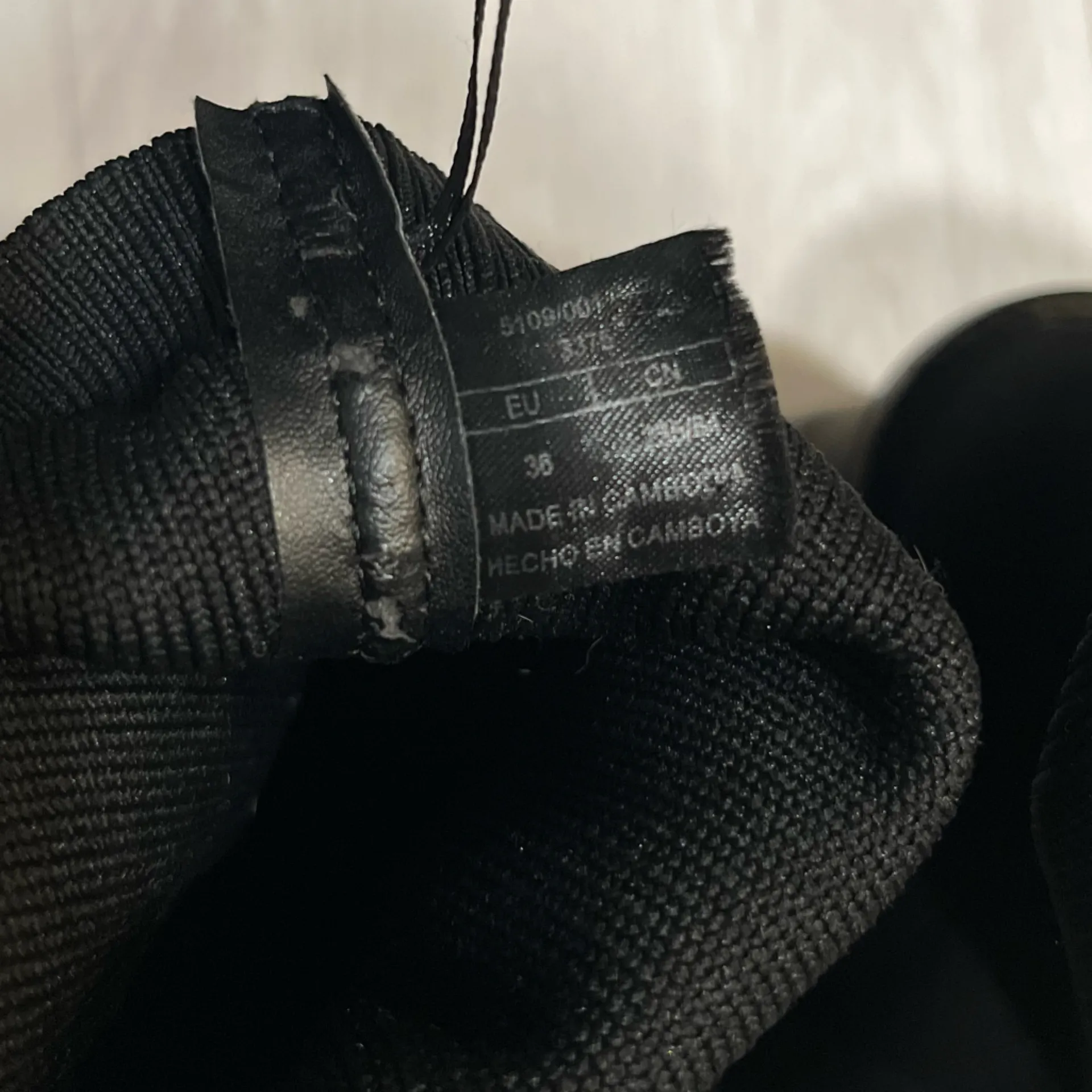 ZARA Black Chunky Heel Knit Boots - Image 4