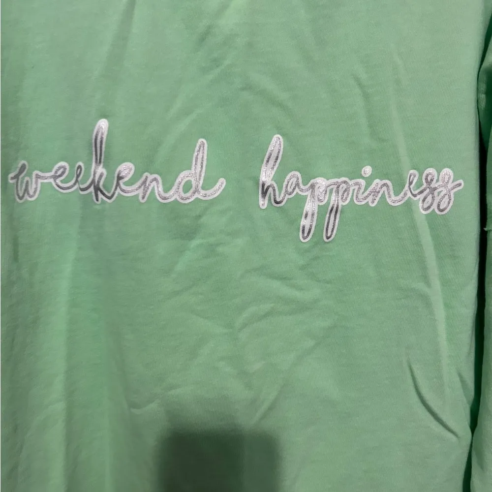 Crown and ivy green weekend happiness sweatshirt size xl - Image 4