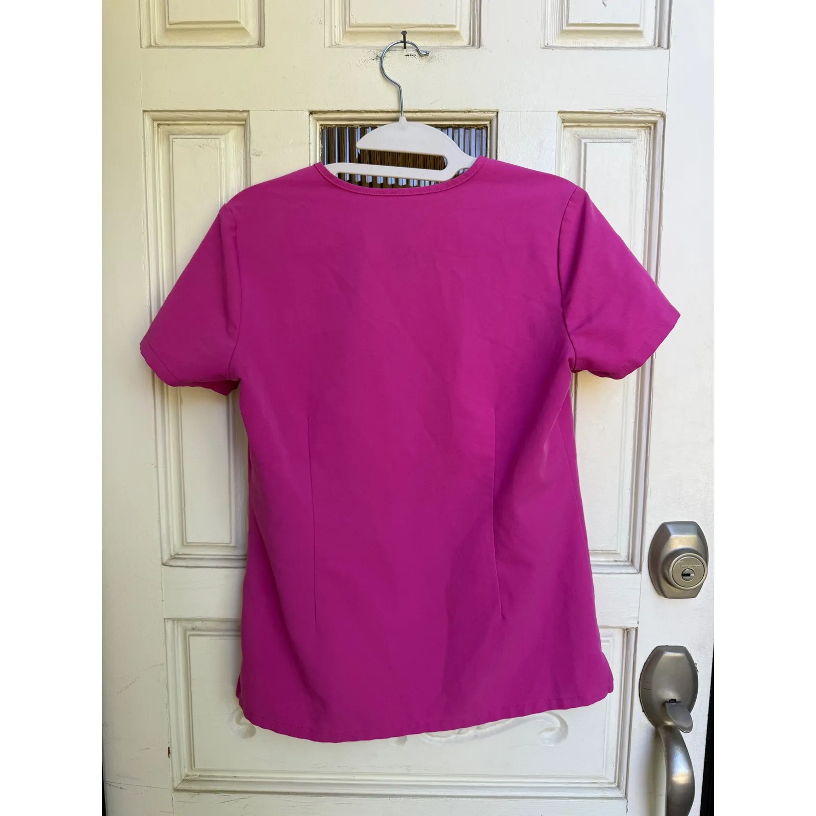FIGS Technical Collection Women's V Neck Scrub Top‎ Pink PO 2326 Size XXS - Image 4