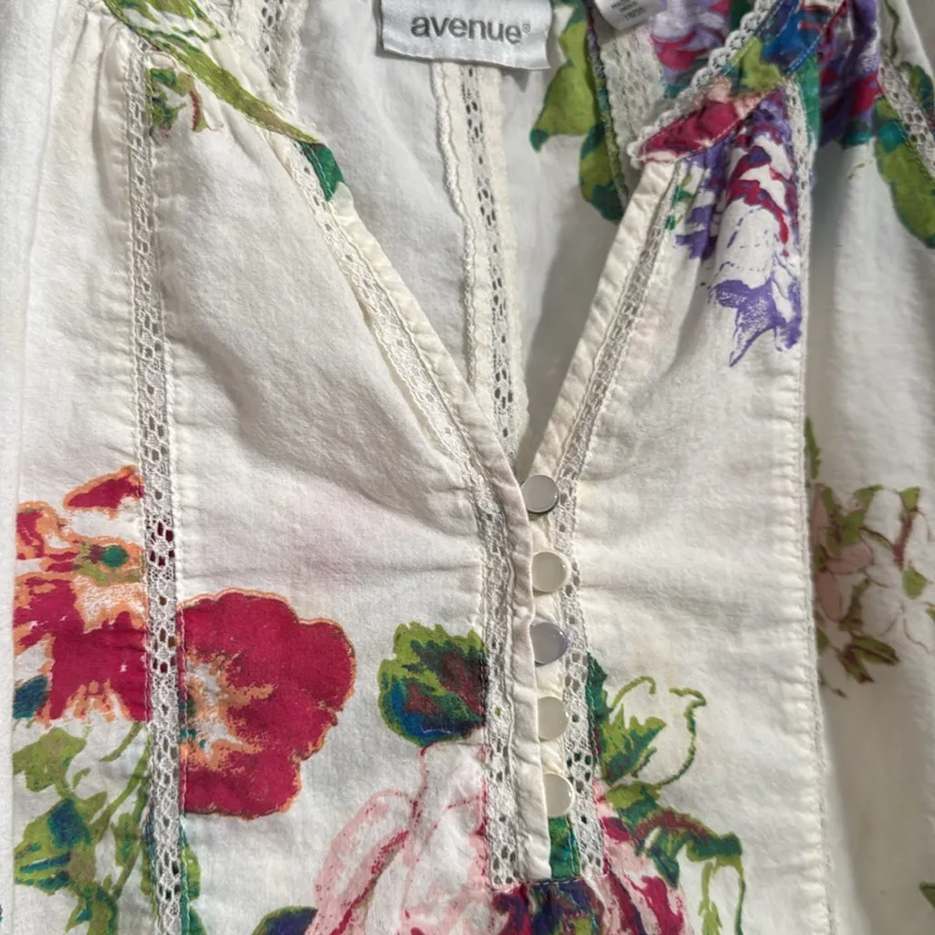 Avenue Floral Tunic - Image 4