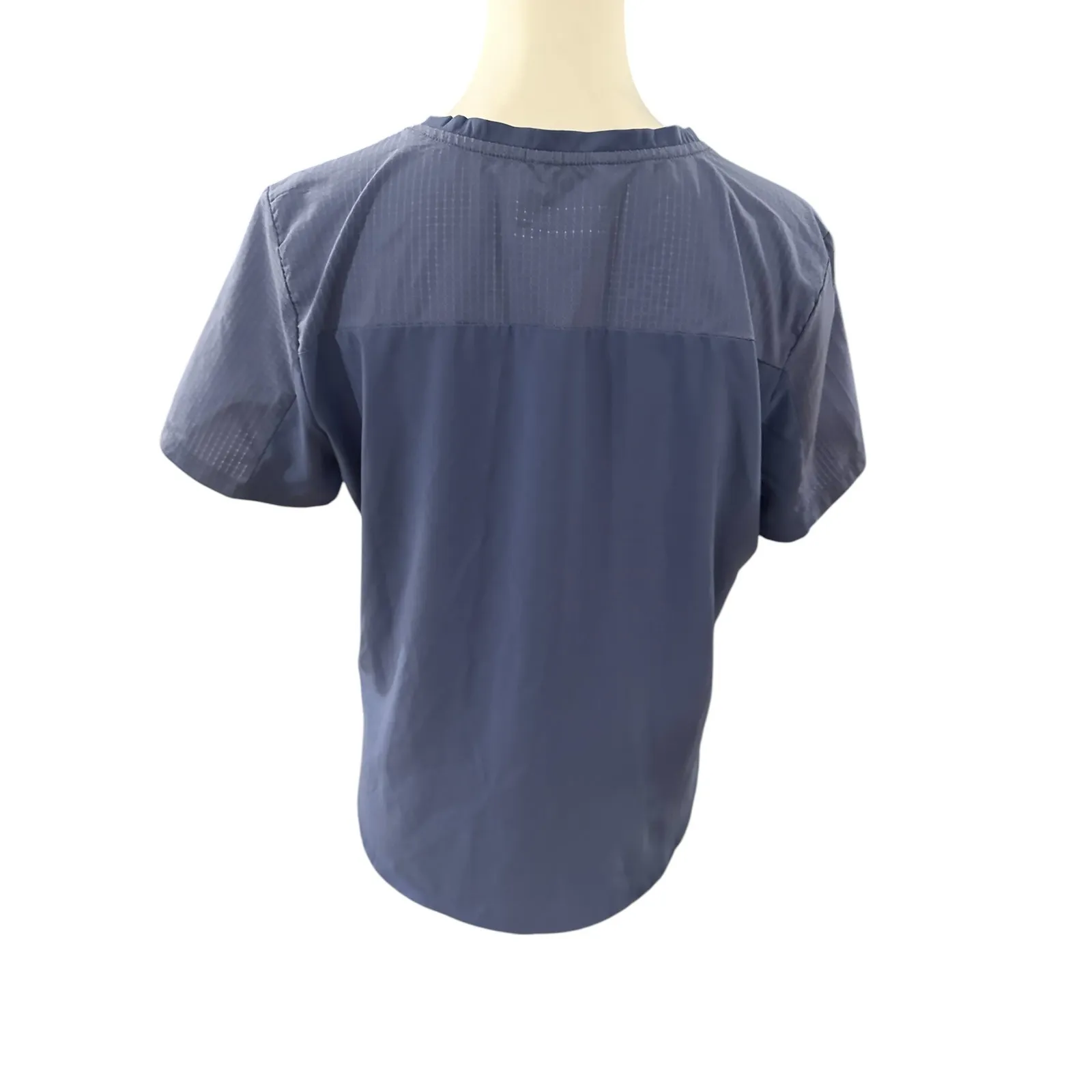 Avalanche Blue Short Sleeve top Medium - Image 2