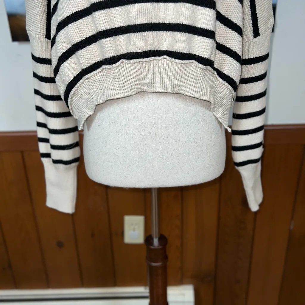 Cute TFY Collection Cropped Dolman Sweater! Black Size M - Image 4